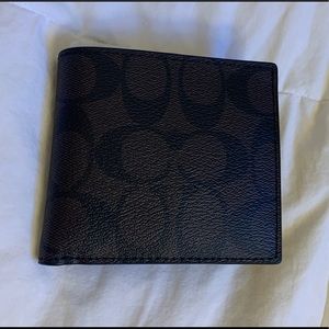 Men’s Billfold Coach Wallet